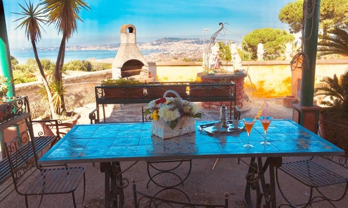 Ercolano Bed & Breakfast | B&B LA PIETRA