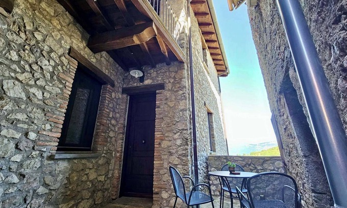 Pescorocchiano Bed & Breakfast | B&B Leofreni Natura