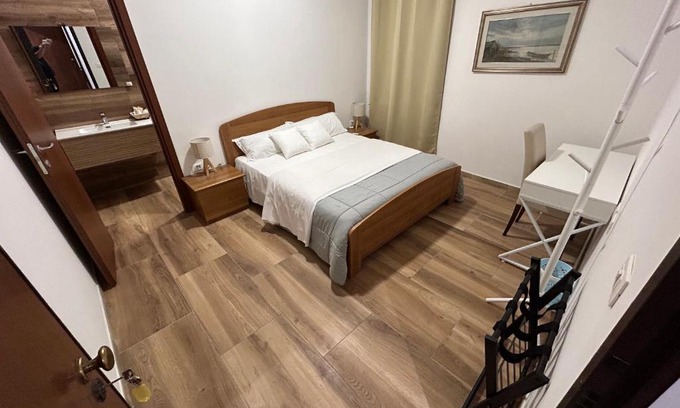 Navile Hotel | B&B Night City