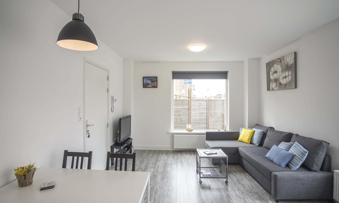 Zandvoort Apartment | Bad Zandvoort 1: Holiday fun just a short walk from the beach.