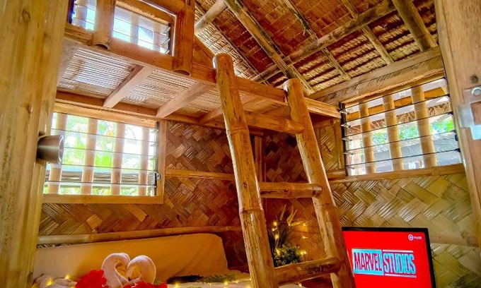 Magallanes Other | Bahay Kubo