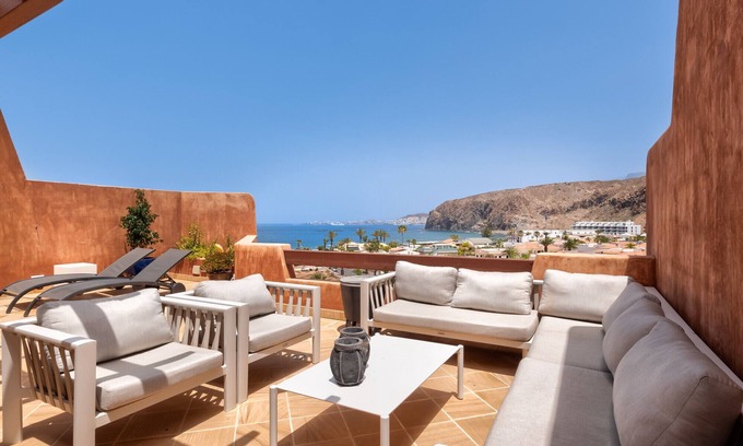 Palm-Mar Ski Chalet | Bahia - Adjona 2.2 PENTHOUSE SEA VIEW & JACUZZI 2B