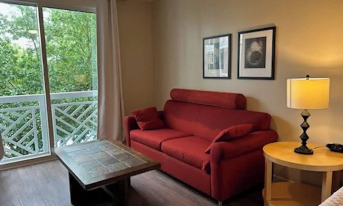 Baytowne Wharf Apartment | Bahia at Sandestin Studio 3rd Floor Pool View !