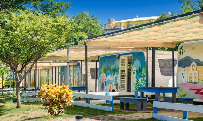 Xiaoliuqiu RV Rental | Bahile