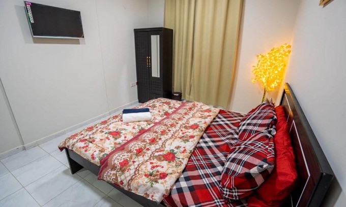 Mussafah House | Baith Al Jannah L.L.C