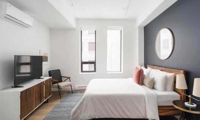 Chinatown Apartment | Bakan- Studio Downtown/Old Montreal