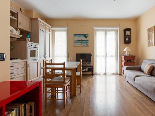 Navigli Apartment | Bande Nere M1 Comfy Apt with Balcony