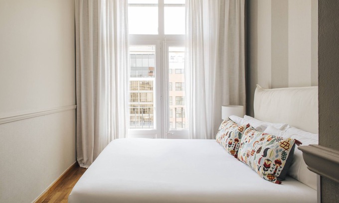 Eixample Apartment | Barcelona Apartment Val