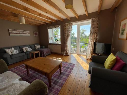 Kirkcudbright House | Barcloy Honey House