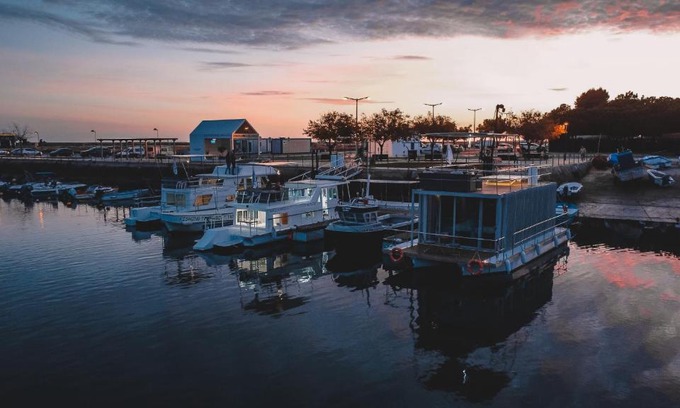 Fuseta Boat Rental | Barco Casa Marina Fuzeta