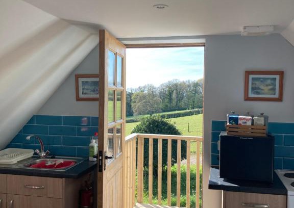 Yetminster Apartment | Barn Flat overlooking beautiful Dorset vale