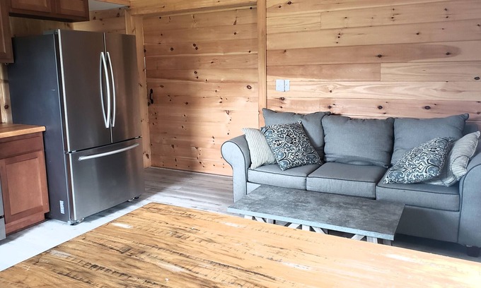 Martinsburg House | Barndominium Farm Stay
