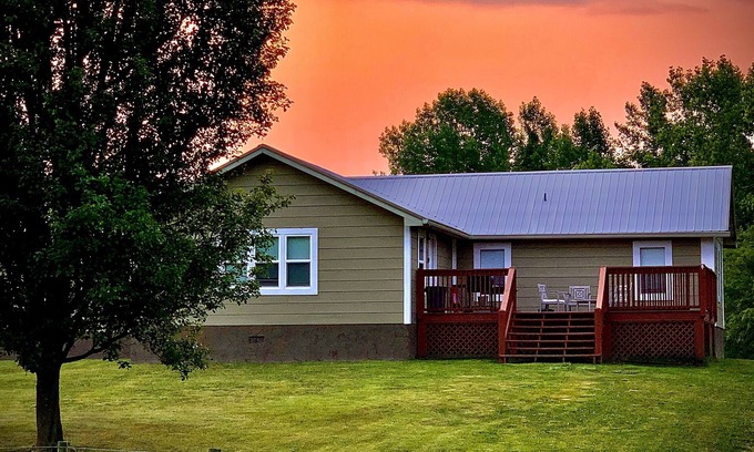 Dandridge House | Baxter Farmhouse in the Smokies