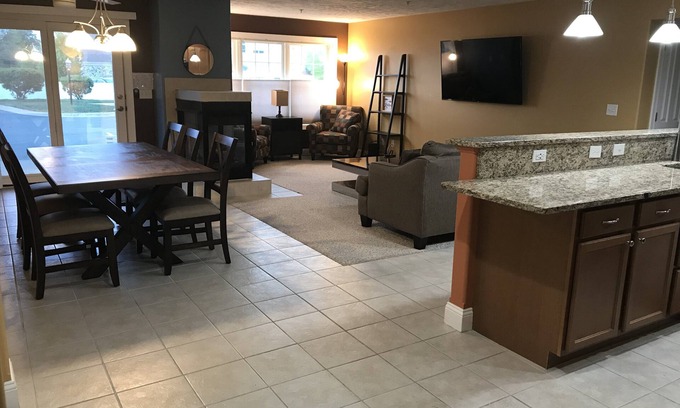 Traverse City Condo | Bay View, Downtown Condo, New Listing (see our reviews at VRBO #484395)