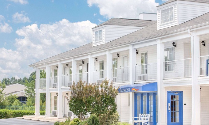 Roanoke Rapids Hotel | Baymont by Wyndham Roanoke Rapids