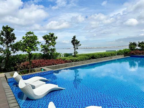 Tambo Apartment | Bayshore 2 Manilabay Seaview