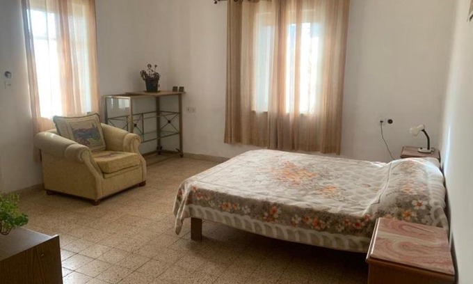 Bethlehem Apartment | Bayt Ateeq (Ateeq's house)