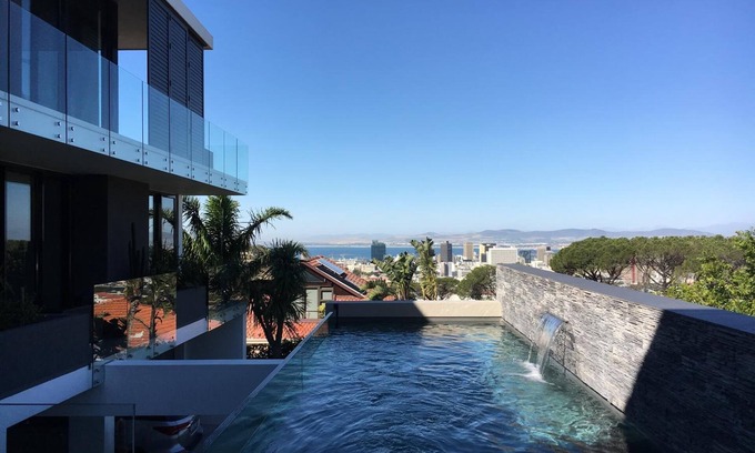 Cape Town City Centre Hotel | Bayview Guest House