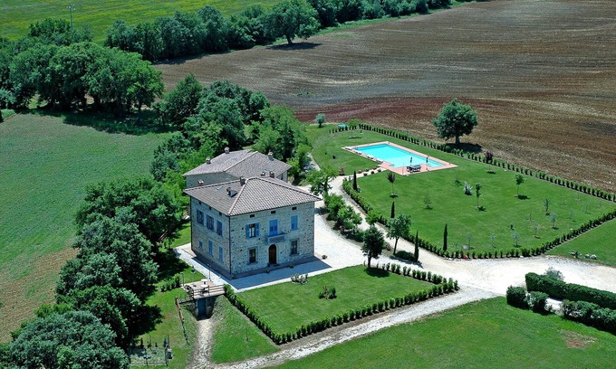 Casole d'Elsa Apartment | Bazzani Apartments