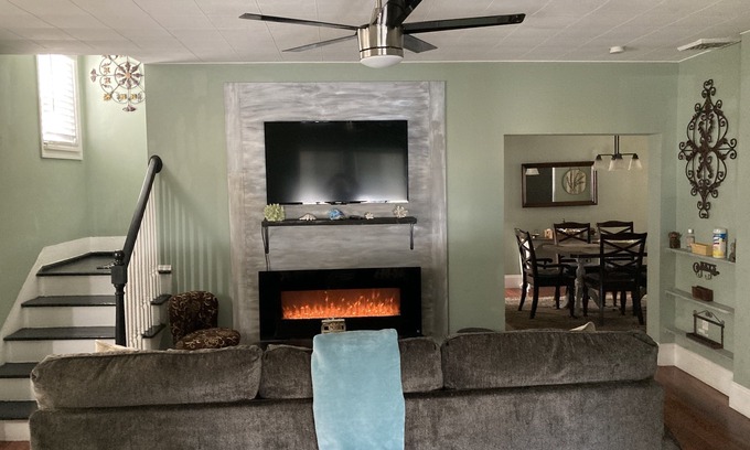 Ventnor City House | Beach & Bay Breezes Charming North Beach Home Seasonal Discount stay rates