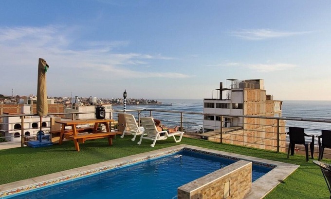 Huanchaco House | Beach Front twin bed house