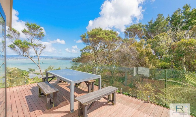 Beach Haven House | Beach Haven Seaview Retreat