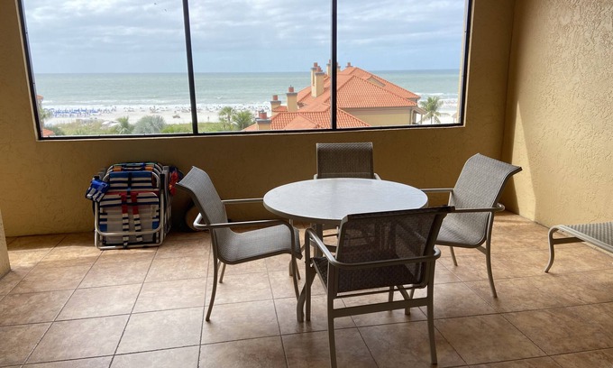 Marco Island Condo | Beach Heaven, Eagles Nest Resort, Marco Island, steps to beach! Beautiful Views!