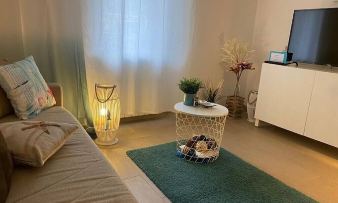 Nettuno Apartment | Beach House Neptune a stone's throw from the beach