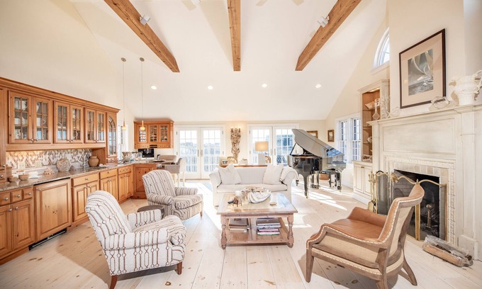 Tom Nevers House | Beach House -New Jacuzzi Hot Tub, Mahogany Deck, Blue Stone Patio & Gas Firepit