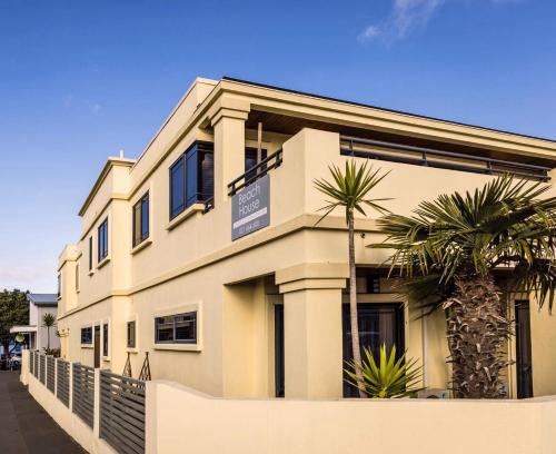 Ahuriri House | Beach House Studios