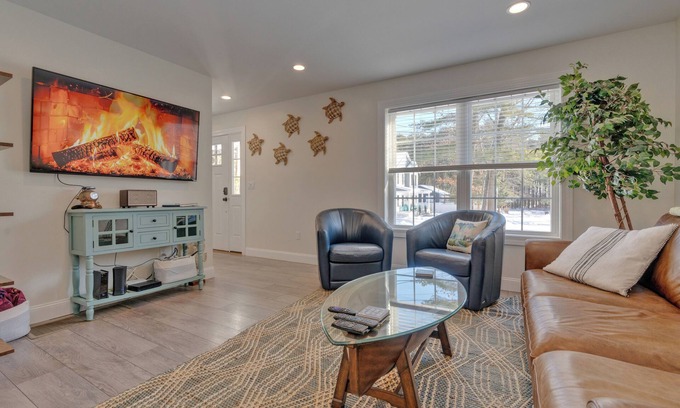 Ogunquit - Wells House | Beach Retreat. Private back yard with fire pit and large deck
