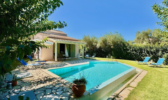 Lefkada Town Villa | Beach Villa Fotini with private pool