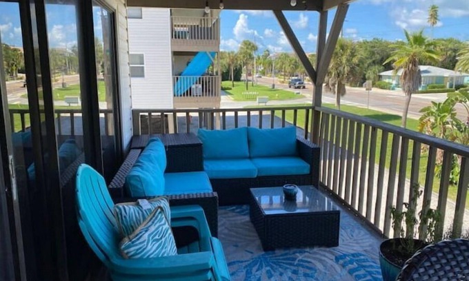 Indian Rocks Beach Villa | Beach Villa 2 Bedroom