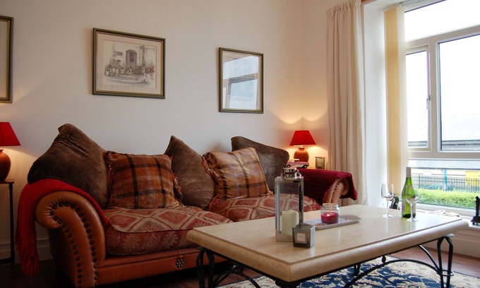 Barmouth Apartment | Beach Vista Apartment One in Barmouth