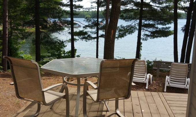 Mayfield House | Beachfront 1-bedroom home, 15-minute drive to Traverse CitynSTR License #005060