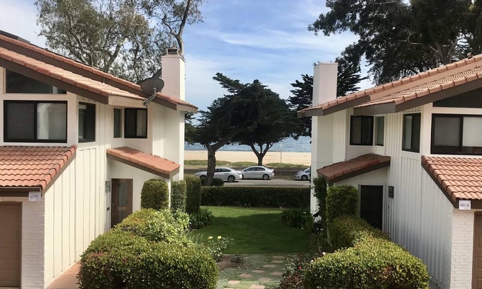 East Beach House | Beachfront 2BR Condo on East Beach!