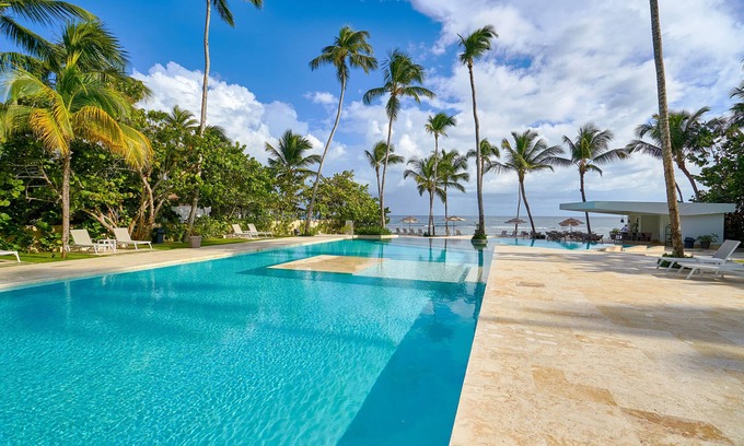 Guayacanes Apartment | Beachfront Apartment with the most beautiful sunsets in Juan Dolio