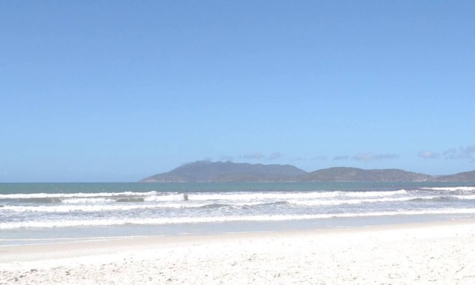 Braga Apartment | Beachfront Apartment in Praia do Forte/Cabo Frio - RJ