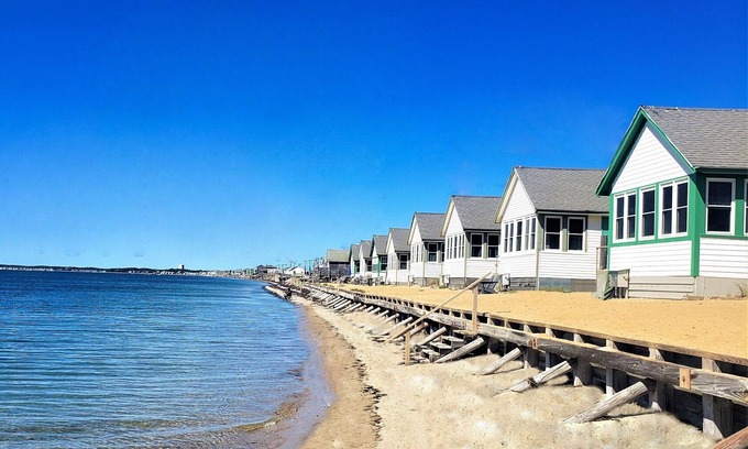North Truro Cottage | Beachfront Days' Cottages Updated with Modern Luxuries