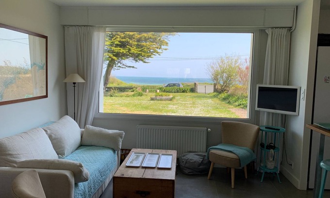 Brignogan-Plage House | Beachfront holiday home with sea views, Plounéour-Brignogan-Plages