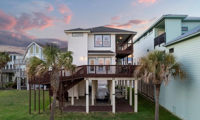 Pointe San Luis House | Beachfront | Hot Tub | Sleeps 16