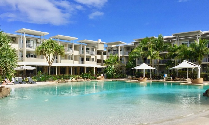 Kingscliff Resort | BEACHFRONT LUXURY RESORT APARTMENT