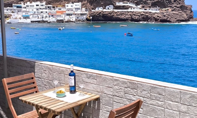 Telde Apartment | Beachfront penthouse in Tufia - Eco retreat with panoramic views