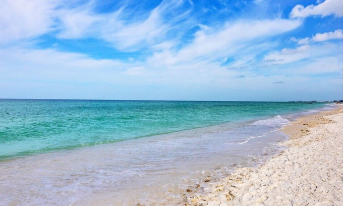 Whitney Beach Condo | ~ BEACHFRONT ~ YES, THAT'S YOUR VIEW! ~ FALL/WINTER SPECIALS ~