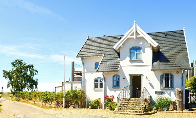 Fehmarnsund Apartment | BEACHHOUSE-FEHMARN I Apartment Westwind I Sea view & directly on the beach I Fireplace