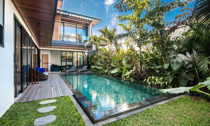 Munggu Villa | Beachside Bliss: New 5BR Villa Canggu