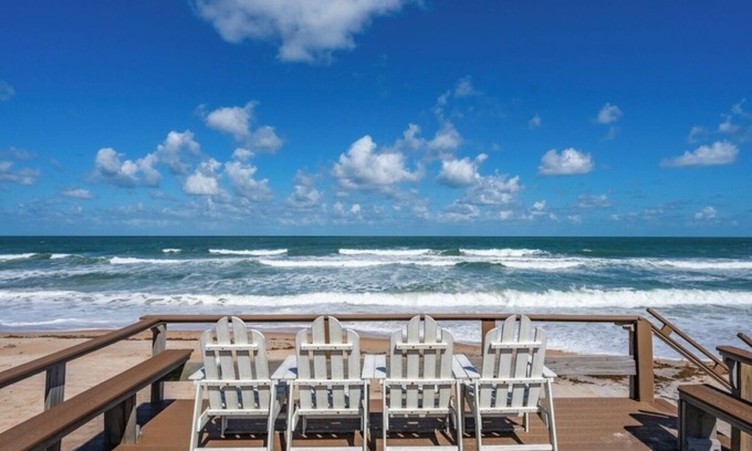 Ormond-by-the-Sea Condo | Beachside Bliss in Ormond Beach