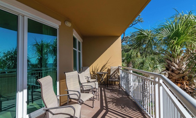 Gulfport Condo | Beachview Condo at Legacy Tower 1 -202 - fully furnished 2 bedroom 2 bathroom