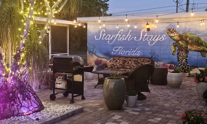 Caloosahatchee Apartment | Beachy 1-Bedroom Getaway in Cape Coral – 20 Mins to Sanibel & Fort Myers Beach!