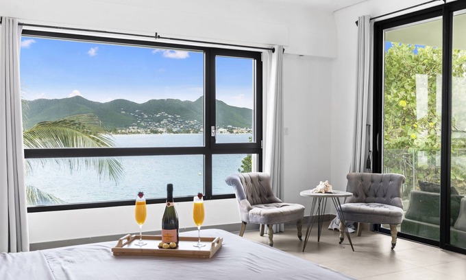 Maho Condo | Beacon Hill Hideaway: Luxury Condo in Simpson Bay